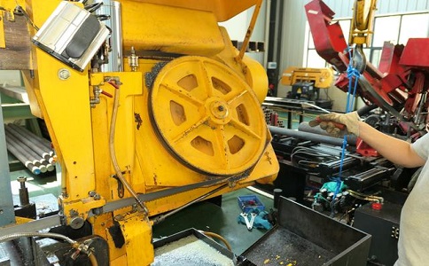 如何解决容县卧式金属带锯床切削时出现的断带现象? 如何解决容县卧式金属带锯床切削时出现的断带现象?